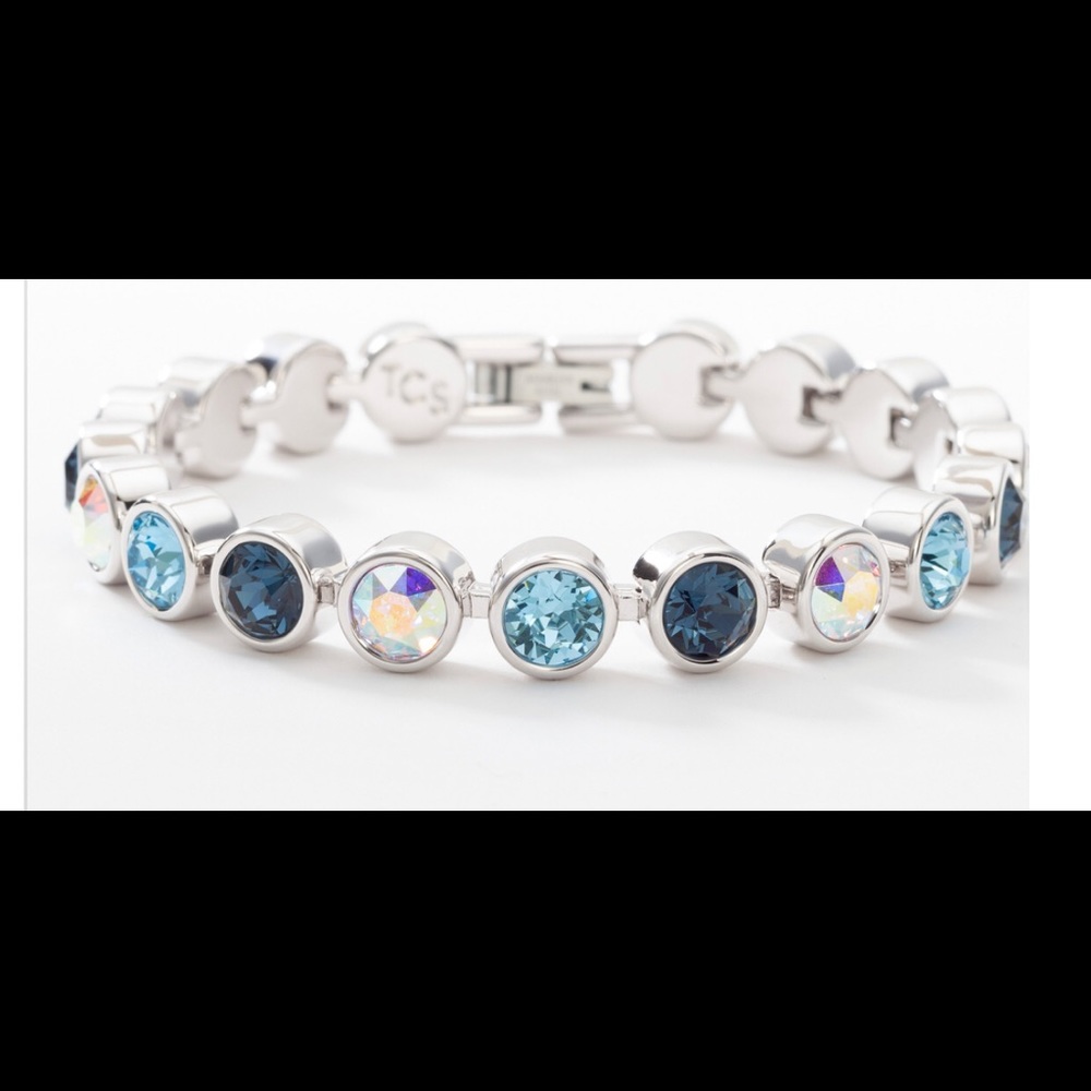 - Swarovski ice bracelet in SKY arrives new in box